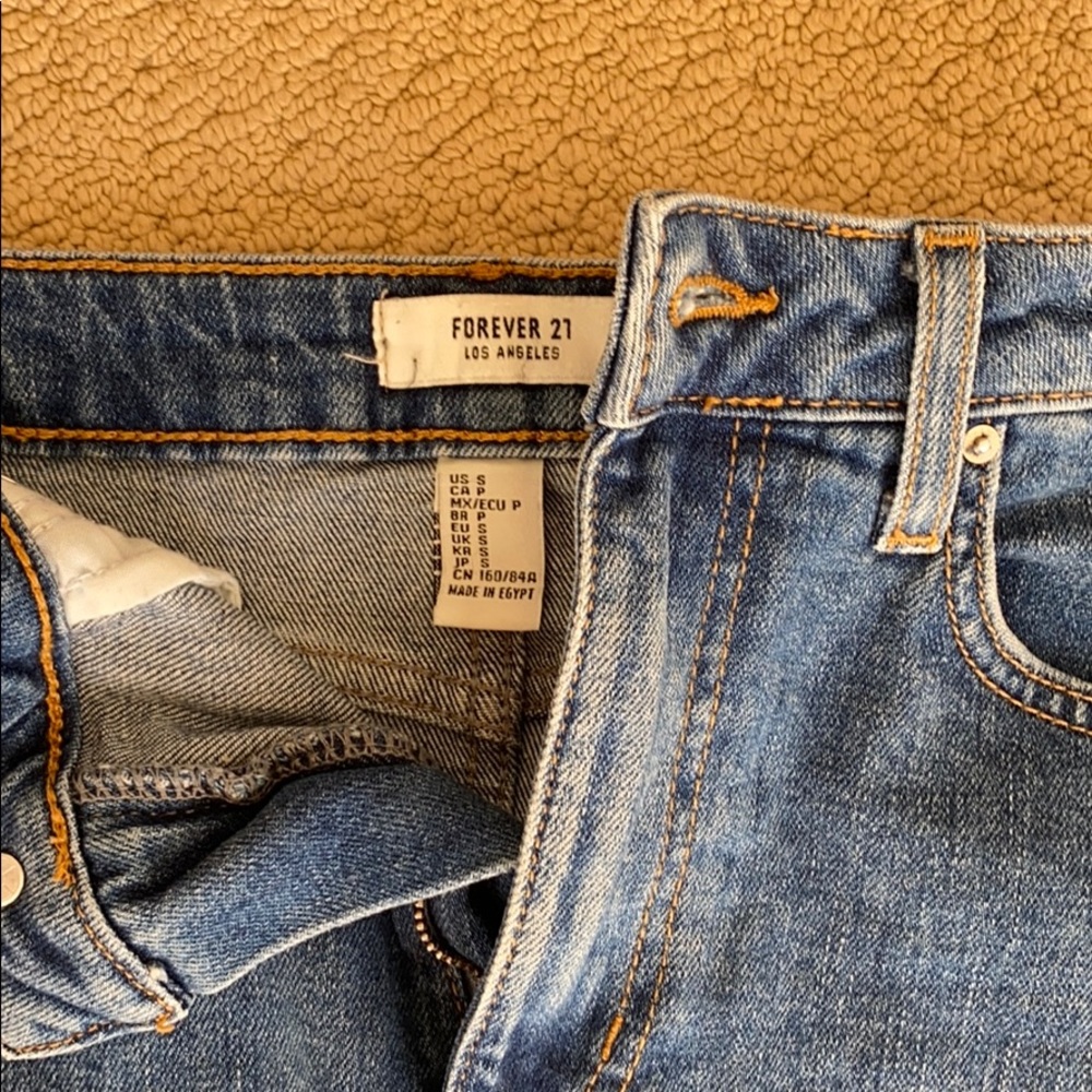 FOREVER 21 Denim mini skirt - Size Small - Picture 4 of 4